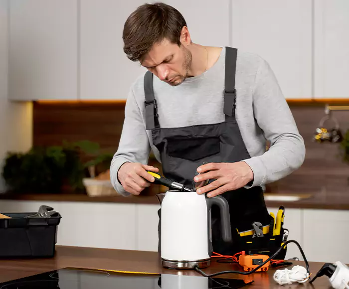 Skilled Blender Technicians: Your Small Appliance Repair Experts for La Jolla, CA